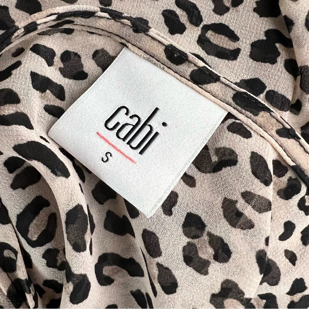 Cabi Leopard Print Sleeveless Flutter Blouse Size… - image 5